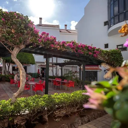 شقة Duplex Con Vistas A Piscina O Exteriores, En Los Cristianos *