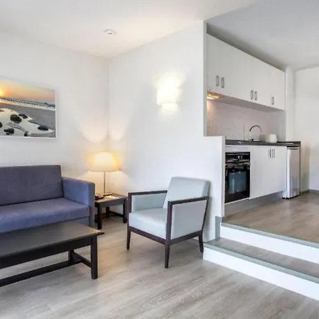Duplex Con Vistas A Piscina O Exteriores, En Los Cristianos