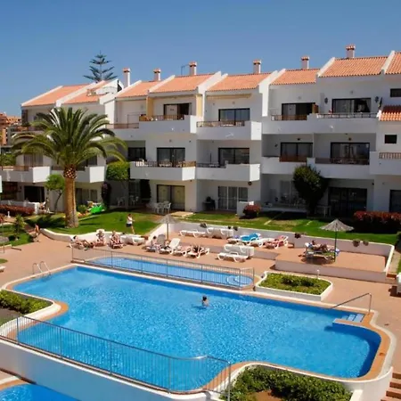 Duplex Con Vistas A Piscina O Exteriores, En Los Cristianos *