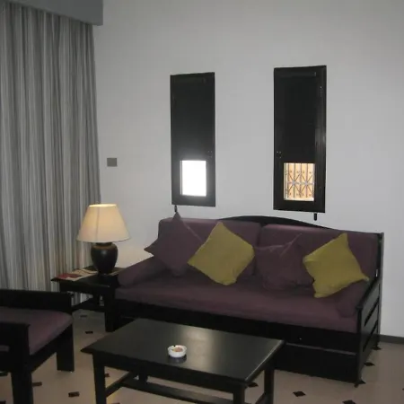 شقة Duplex Con Vistas A Piscina O Exteriores, En Los Cristianos *